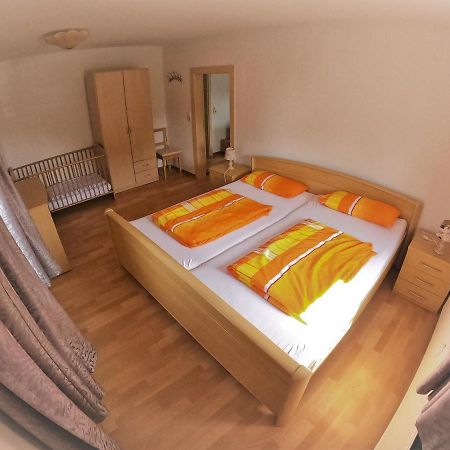 Ferienwohnung Haubner Neukieritzsch ภายนอก รูปภาพ