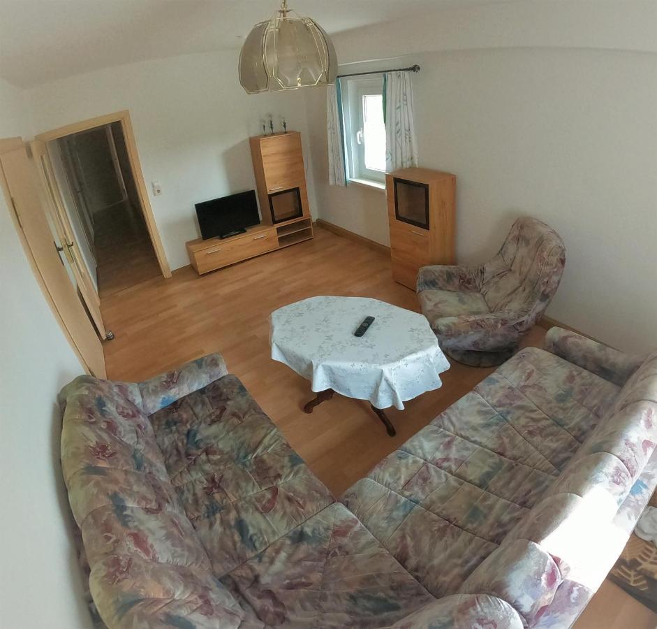 Ferienwohnung Haubner Neukieritzsch ภายนอก รูปภาพ